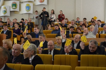 Южноукраинские депутаты собираются ввести поименное голосование и сразу публиковать результаты