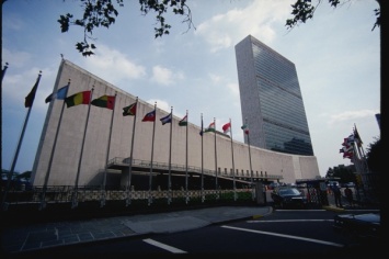Штаб-квартира ООН в Нью-Йорке отмечает 65-летний юбилей