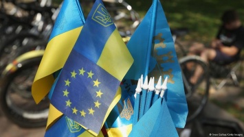 Опрос: большинство голландцев против договора об ассоциации ЕС с Украиной