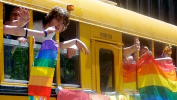 В США открыли ЛГБТ-школу для детей от 5 лет