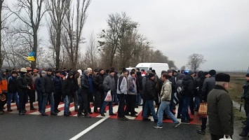 С шахтерами, перекрывшими трассу Львов - Рава-Русская, проводят переговоры, - полиция