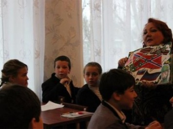 Учителей украинского языка в ДНР «перепрофилируют» для преподавания русской словесности