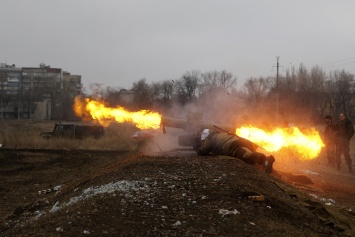 Боевики с ночи 10 раз нарушили режим прекращения огня на донецком направлении, - пресс-офицер