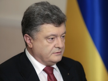 Порошенко не намерен распускать парламент из-за отсутствия в течение 30 дней заседаний