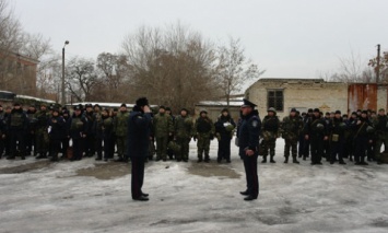 Всех полицейских Донецкой области подняли по тревоге
