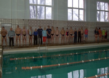 В Кривом Роге состоялся турнир по плаванию среди ветеранов (фото)