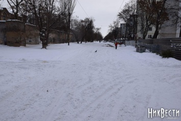 Николаевских водителей просят воздержаться от поездок по дорогам с трамвайными путями