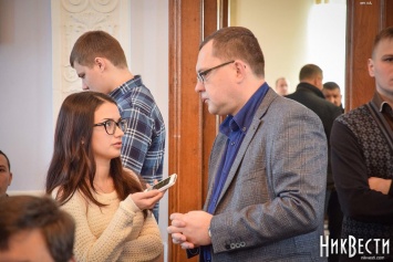 Андриенко объяснил, почему спустя 3 месяца восстановил в должности скандальную чиновницу Шуличенко