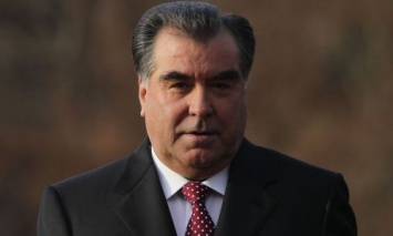 Парламент Таджикистана разрешил президенту переизбираться неограниченное количество раз