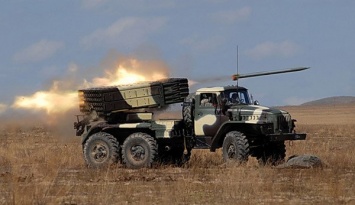 Миссия ОБСЕ получила информацию о "Градах", танках и САУ боевиков в районе Донецка, - разведка
