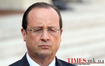 Во Франции введено чрезвычайное положение. Президент Олланд продлил его