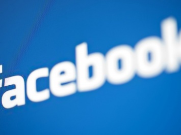 Прибыль Facebook в последнем квартале 2015 года составила 1,56 миллиарда долларов