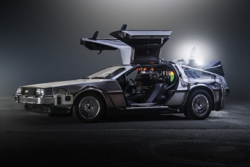 Назад в будущее! В 2017 году возобновят выпуск «машины времени» DeLorean DMC-12