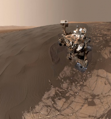 NASA опубликовали красочное фото с Марса