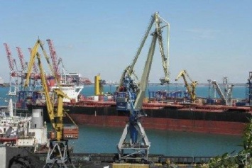 В США остановилась работа порта из-за ухода с работы более тысячи грузчиков
