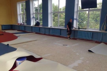 Впервые в Киеве обновят все спортзалы в школах