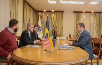 Мэр Днепропетровска встретился с послом США