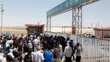 ООН: 20 тысяч сирийских беженцев скопились на границе с Турцией
