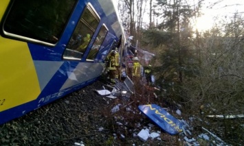 В Баварии столкнулись два поезда, около 100 человек ранены, количество погибших уточняется
