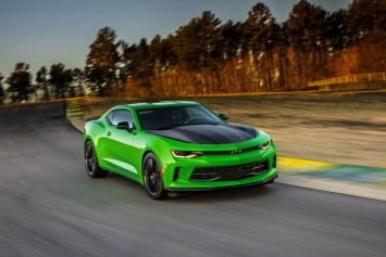 Chevrolet Camaro 1LE 2017 анонсирован для V6 и V8