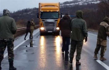В Закарпатской ОГА обратятся к Кабмину относительно запрета движения по области российских фур