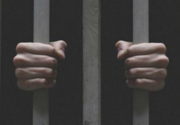 Днепропетровец получил 3 года тюрьмы за кражи и хранение наркотиков