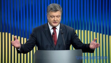 Порошенко говорит, что в Раде приходится «одалживать голоса»