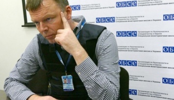 Хуг в Донецке заявил о фальшивых «местных жителях»