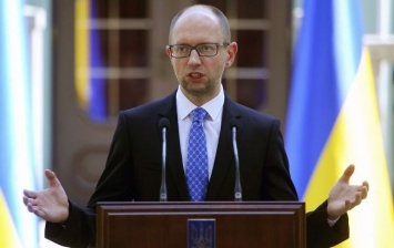 Лещенко назвал депутата, провалившего отставку Яценюка