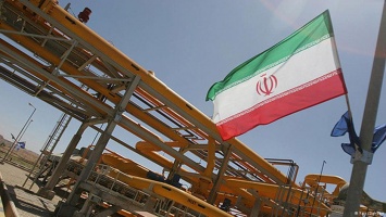 Иран рад соглашению о заморозке уровня нефтедобычи