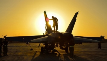 Канада прекратила участие в авиаударах по ИГИЛ