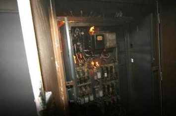 Николаевцы сообщили, что в многоэтажке замкнула аварийная проводка и начался пожар