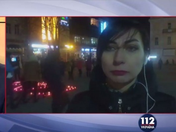 В Виннице на акции памяти Небесной сотни разложили 30 метровый флаг Украины - корреспондент