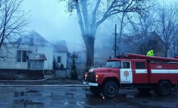 В Закарпатской обл. горело здание одного из районных судов