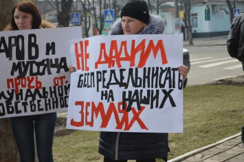 «Гаспаров! Где ты был, когда нас грабили»: жители Коларово просят защиты от вымогательств местного предпринимателя