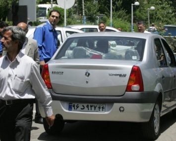 Renault расширит в Иране производство автомобилей Logan и Sandero