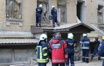 Из-под завалов дома в Киеве спасли 6 человек, один погиб