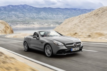 Объявлены российские цены на новые Mercedes-Benz SLC и SL