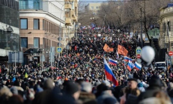 В Москве завершился марш памяти Немцова