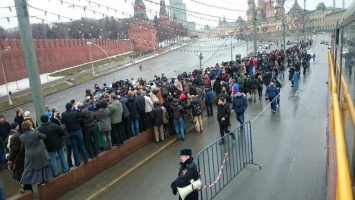 Полиция заблокировала подход к месту убийства Немцова