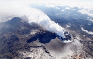 В Японии объявили ЧС из-за возможного извержения вулкана Ио