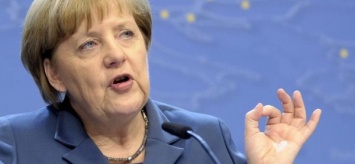 Меркель находится в отчаянии от борьбы с мигрантами