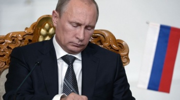 Путин подписал закон о повышении с 1 апреля акцизов на бензин