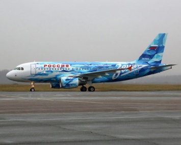 Вылетевший в Уфу самолет вернулся в Пулково из-за задымления
