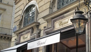 Вооруженные воры ограбили парижскую ювелирку «Шопард»