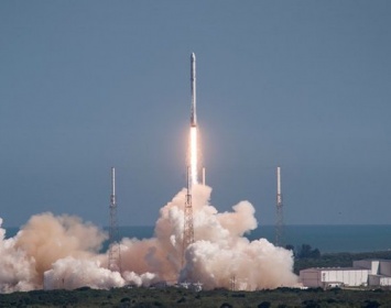 В США в четвертый раз перенесли запуск ракеты Falcon 9