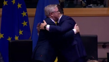 Гройсман закрыл в Европарламенте "украинскую неделю"