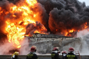 На юге Китая прогремел взрыв на пиротехнической фабрике