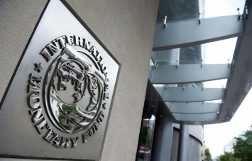 МВФ ожидает от Украины определенности с правительством и коалицией