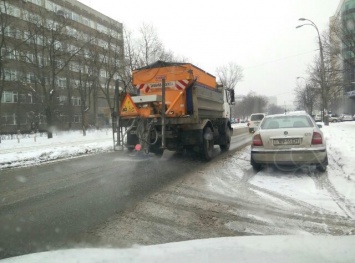 В столице из-за ухудшения погодных условий усилили готовность к содержанию дорог